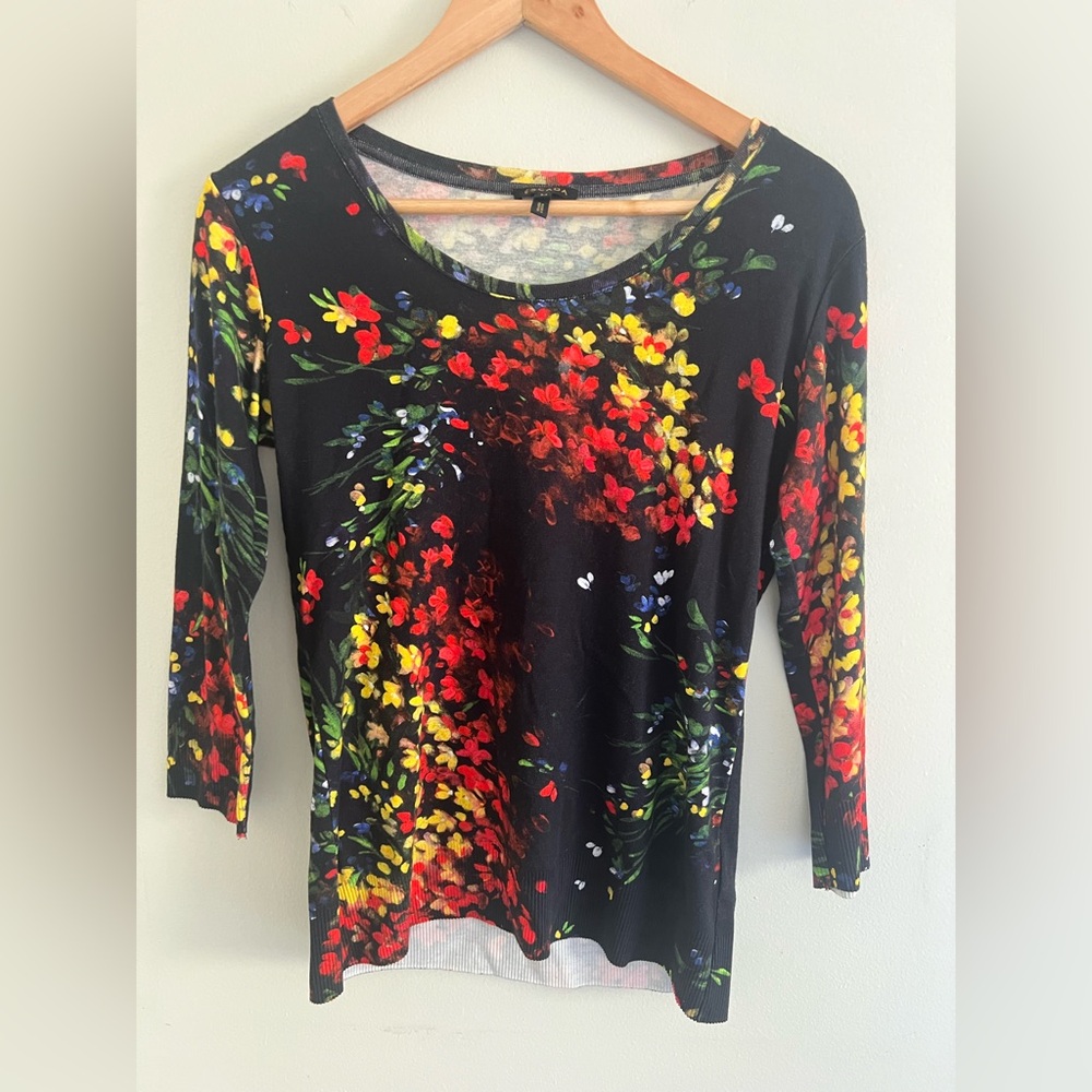 Escada Authentic Vibrant Portugal Floral Knit Top Black Multicolor Size Medium